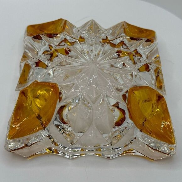 Vintage Mid-century Ash Tray with Amber Accents - Picture 5 of 6